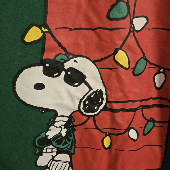 Peanuts Green Snoopy Holiday Sweatshirt Size XL - Picture 3 of 5